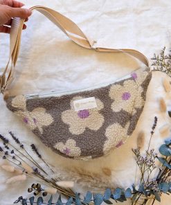 Fluffy Taupe Flowers